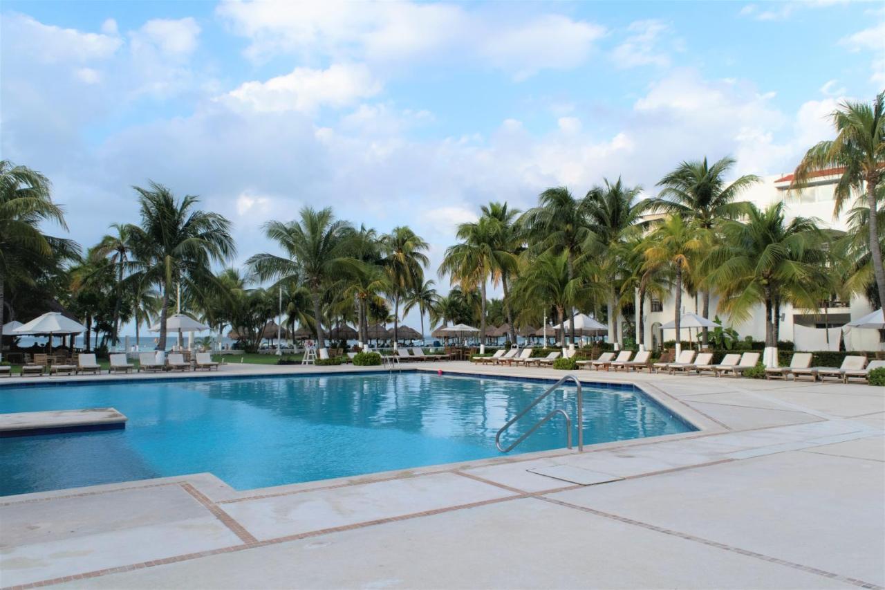 Oceanfront Condo At Voted Best Cancun Sandy Beach Bagian luar foto